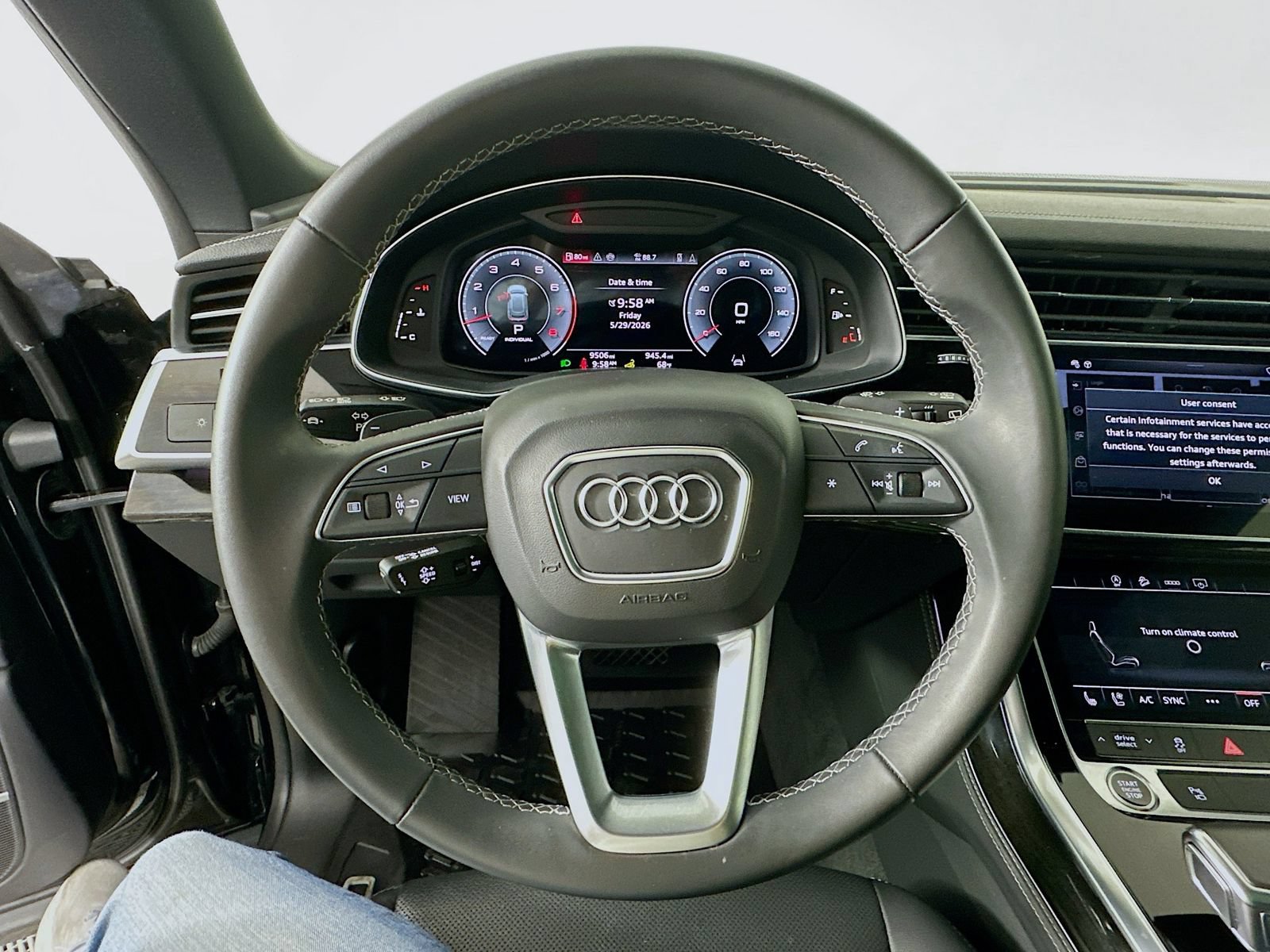 Used 2025 Audi Q8 Premium Plus w/ Premium Plus Package AWD/4WD image 11