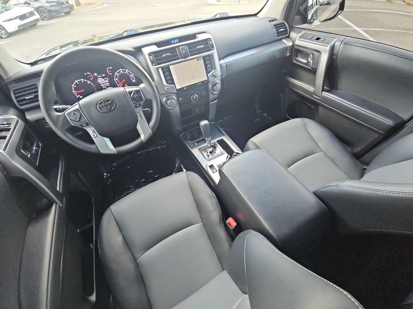 Used 2021 Toyota 4Runner SR5 Premium w/ Moonroof Package RWD image 23