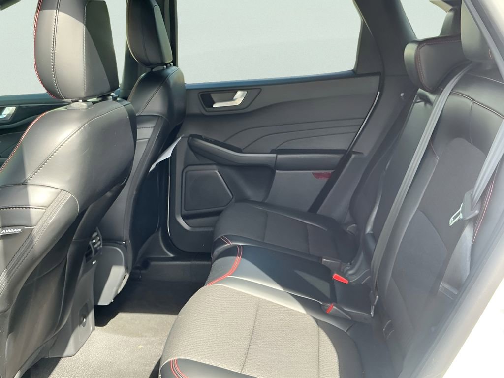 Certified 2024 Ford Escape ST-Line Select image 17