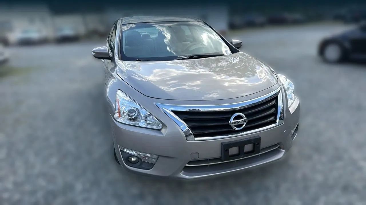 Used 2013 Nissan Altima 2.5 SV w/ 2.5SV Convenience Pkg FWD image 17