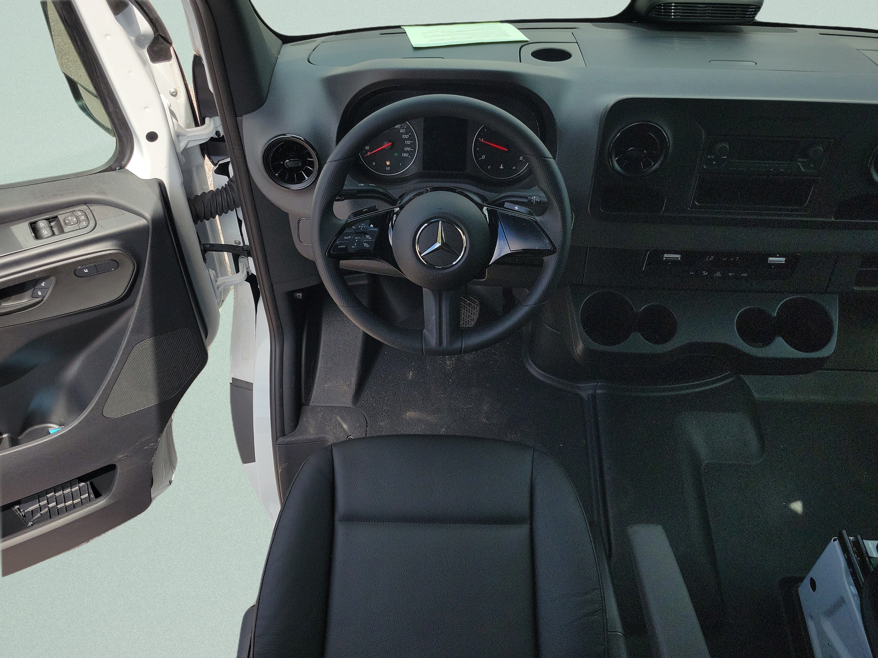 New 2025 Mercedes-Benz Sprinter 2500 image 7