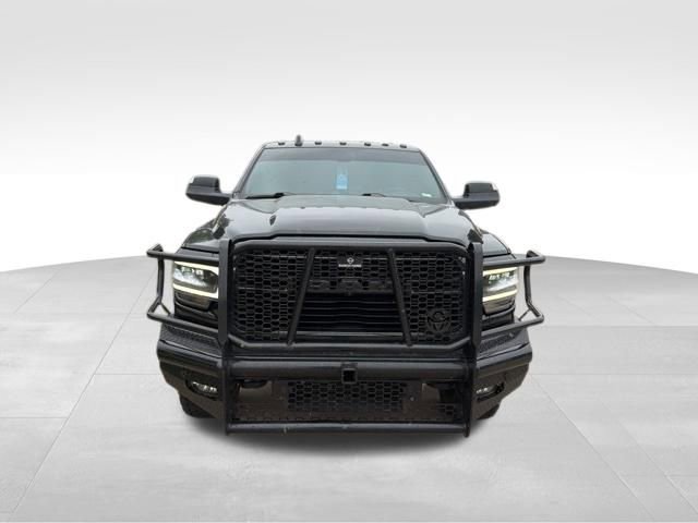 Used 2022 RAM 3500 Laramie w/ Night Edition AWD/4WD image 8