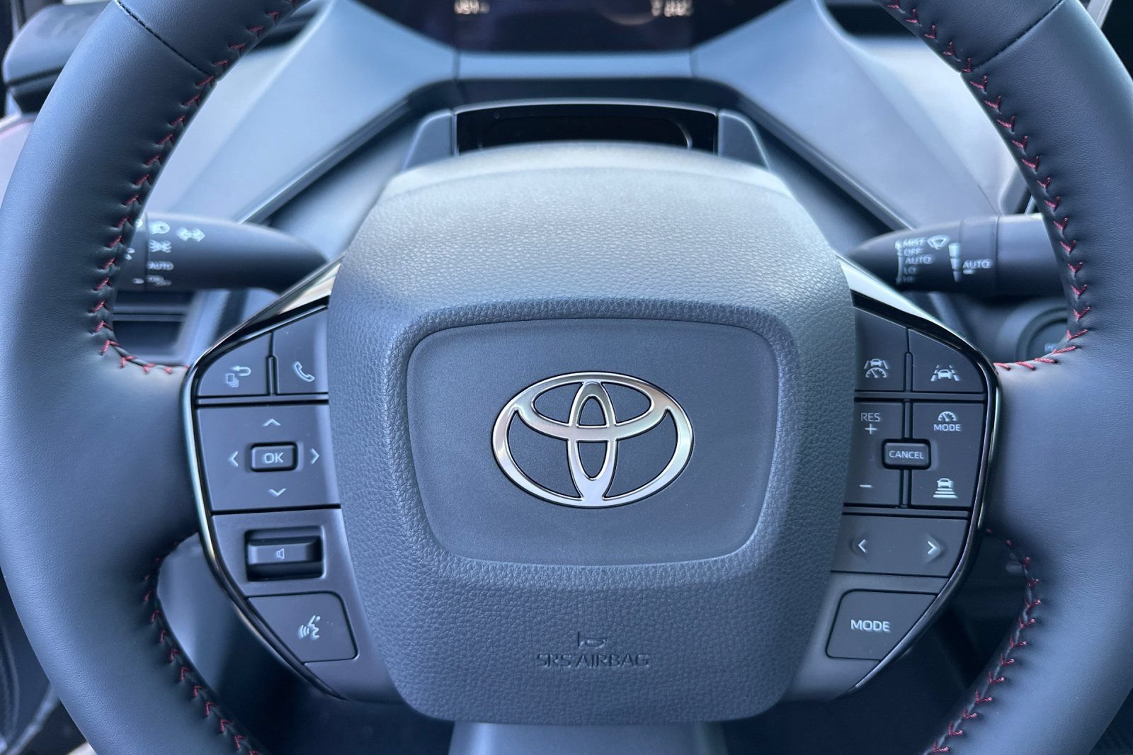 New 2026 Toyota Prius Plug-In Hybrid FWD image 26