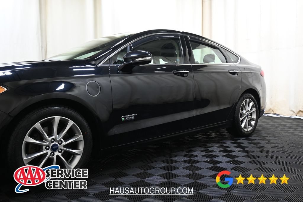 Used 2017 Ford Fusion Energi Titanium FWD image 9