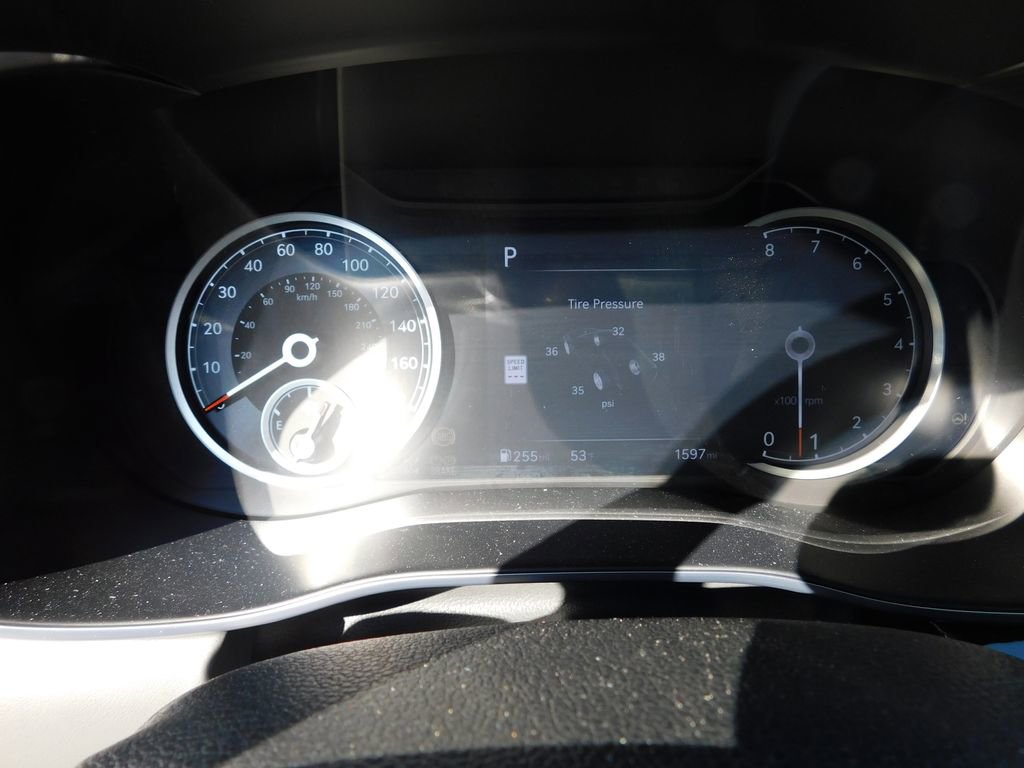 Used 2026 Genesis G70 2.5T Prestige image 29