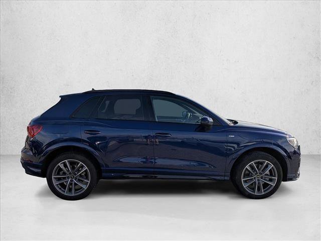 Certified 2025 Audi Q3 2.0T Premium w/ Convenience Package image 4