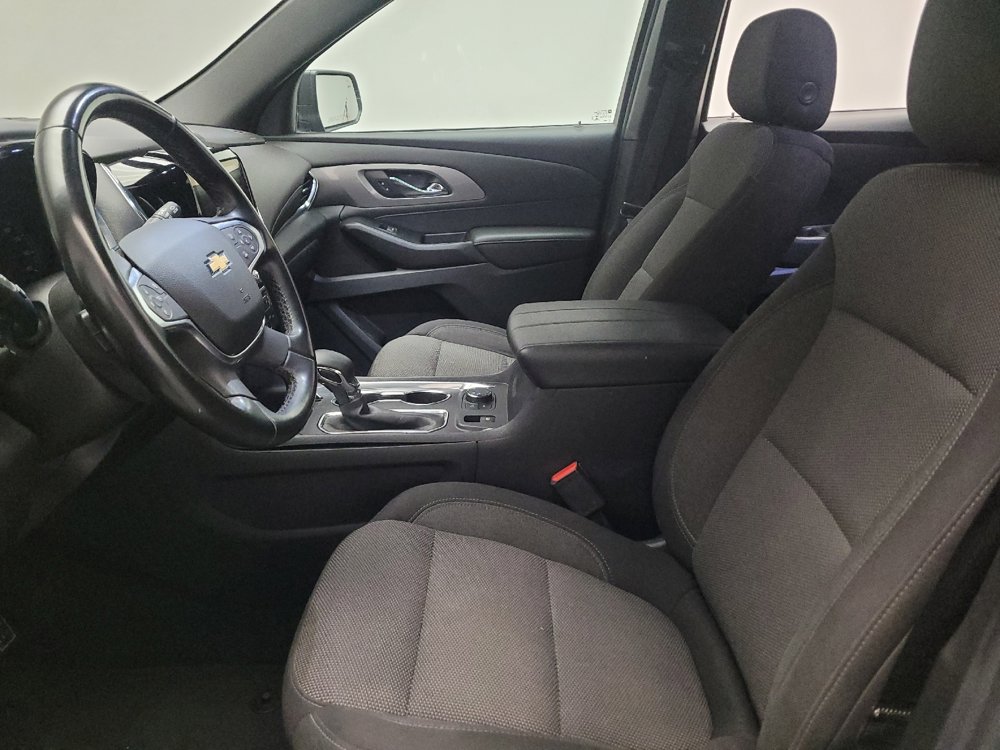 Used 2023 Chevrolet Traverse LT AWD/4WD image 17