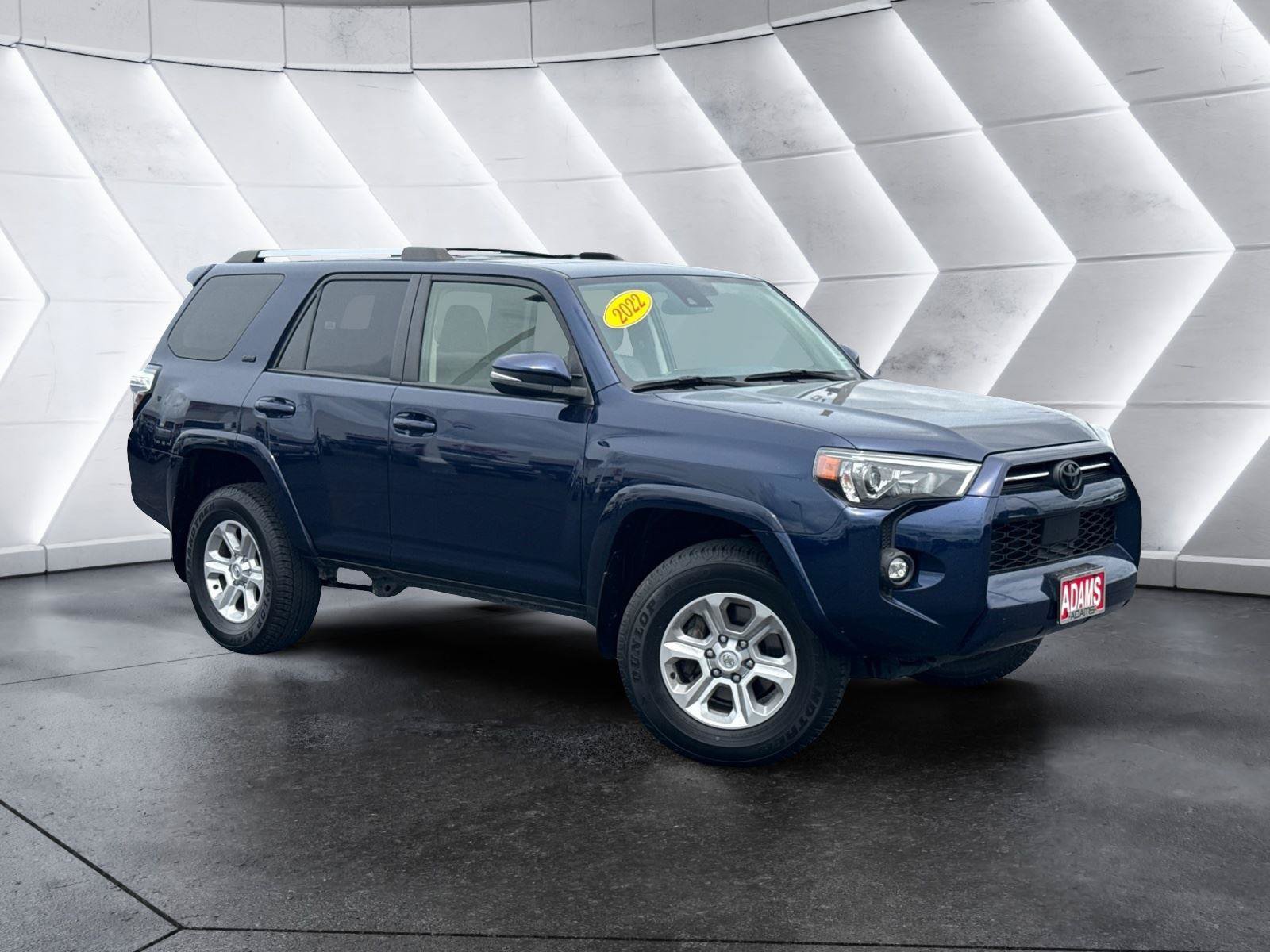Used 2022 Toyota 4Runner SR5 Premium w/ Moonroof Package AWD/4WD image 1