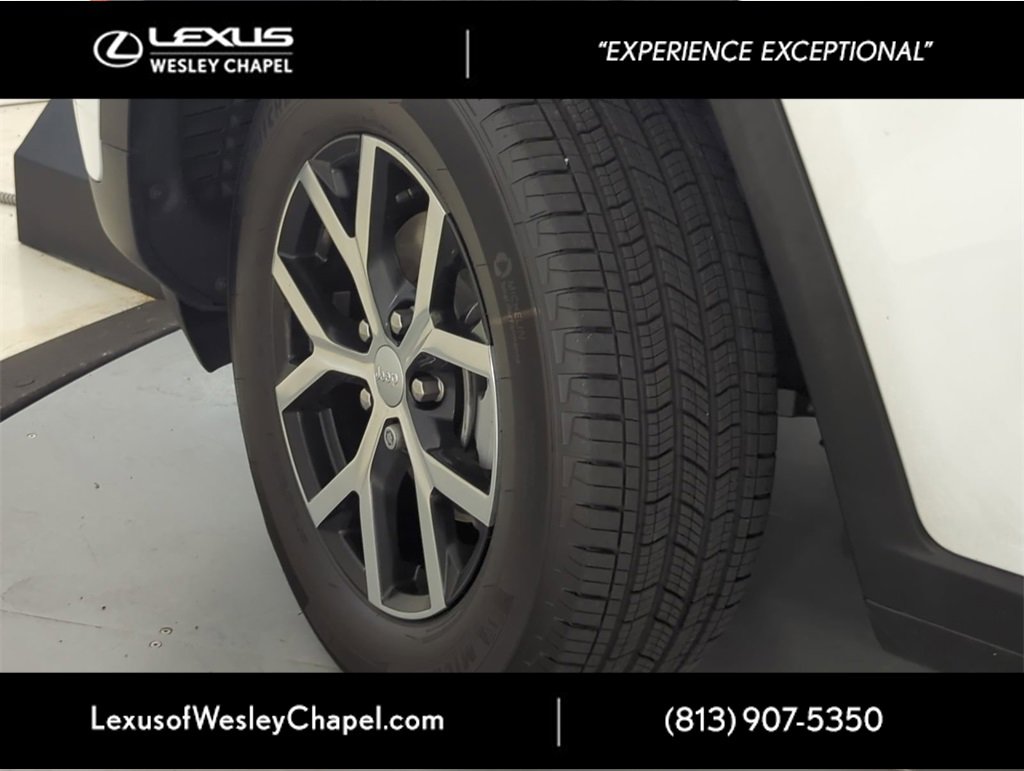 Used 2025 Jeep Grand Cherokee Limited w/ Trailer Tow Package image 34