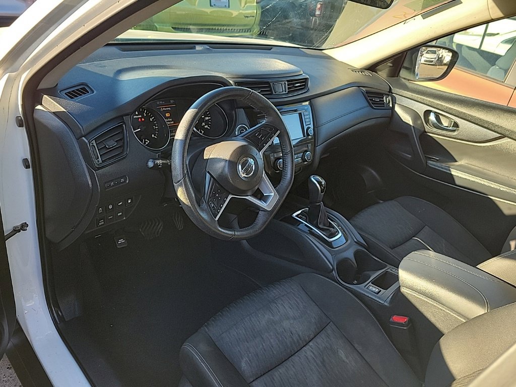 Used 2020 Nissan Rogue SV AWD/4WD image 7