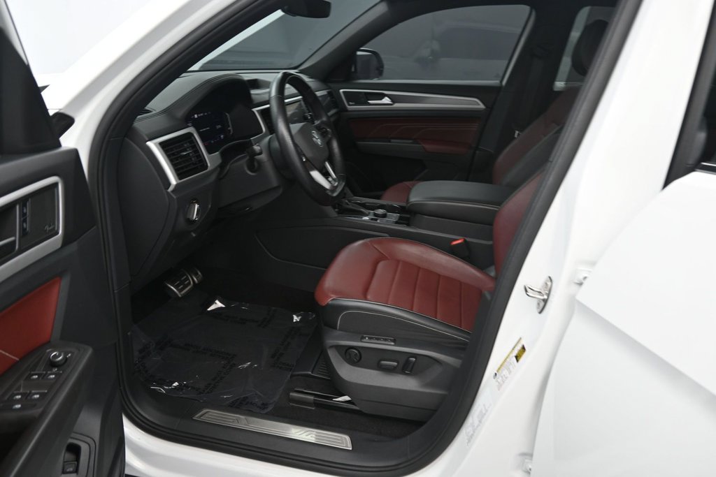 Used 2022 Volkswagen Atlas Cross Sport SEL Premium R-Line AWD/4WD image 14