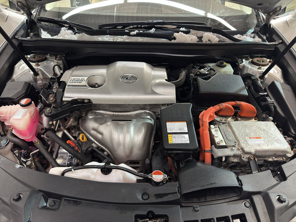 Used 2016 Lexus ES 300h image 31