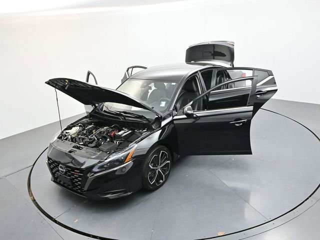 Used 2023 Nissan Altima 2.5 SR image 37