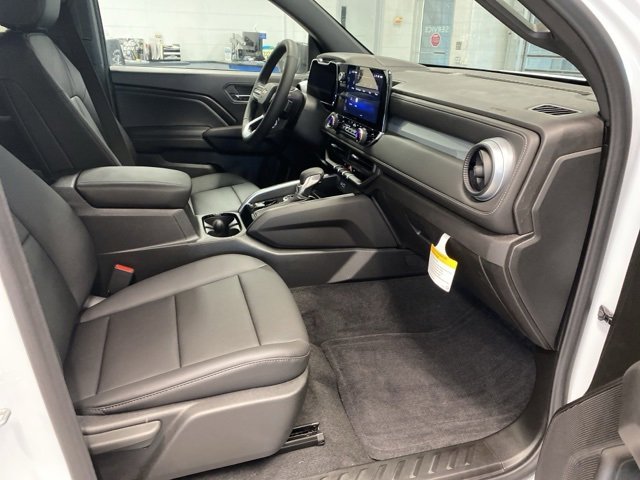 New 2025 Chevrolet Colorado LT w/ LT Convenience Package image 30