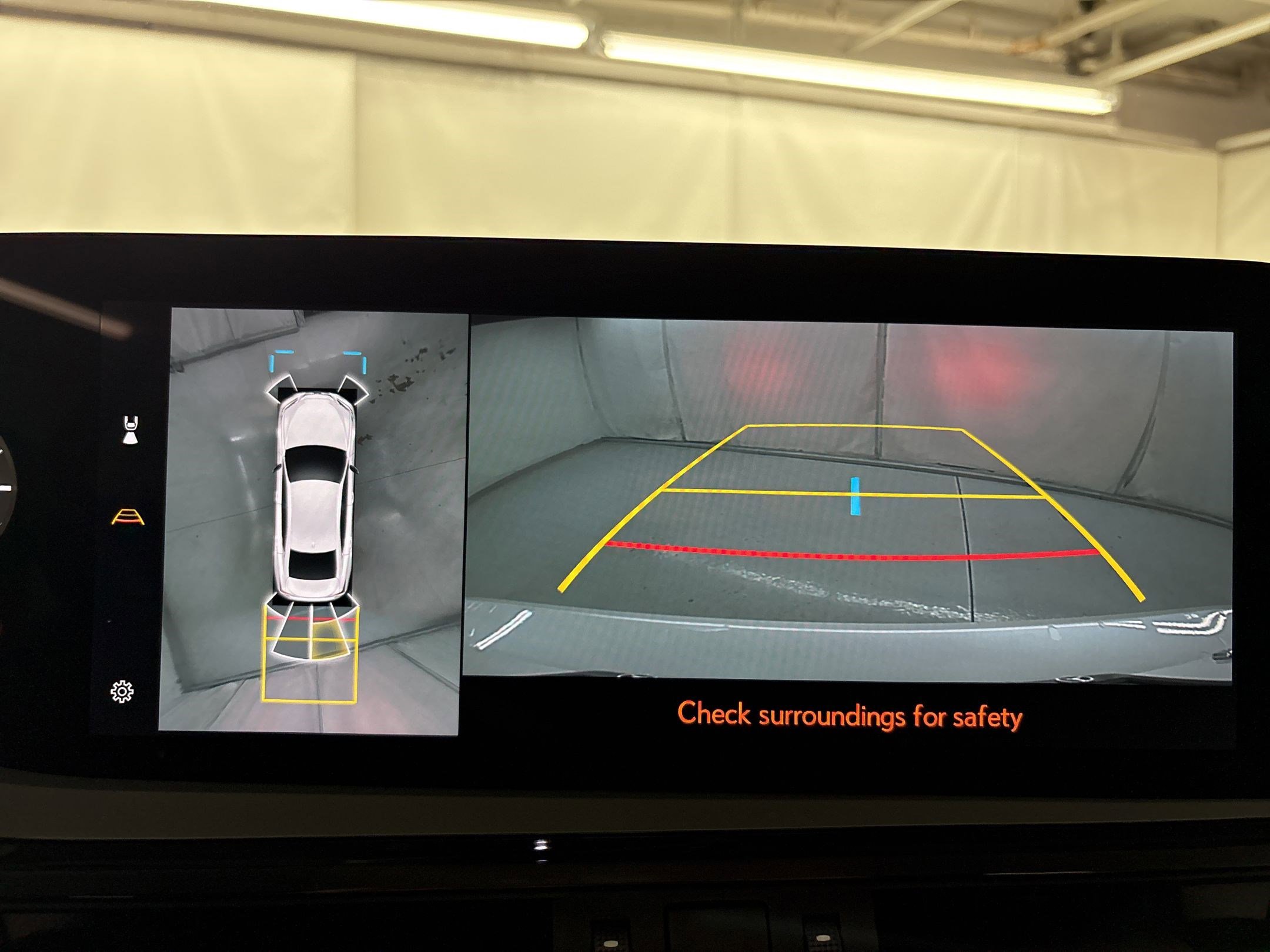 Used 2025 Lexus ES 300h w/ Luxury Package FWD image 26