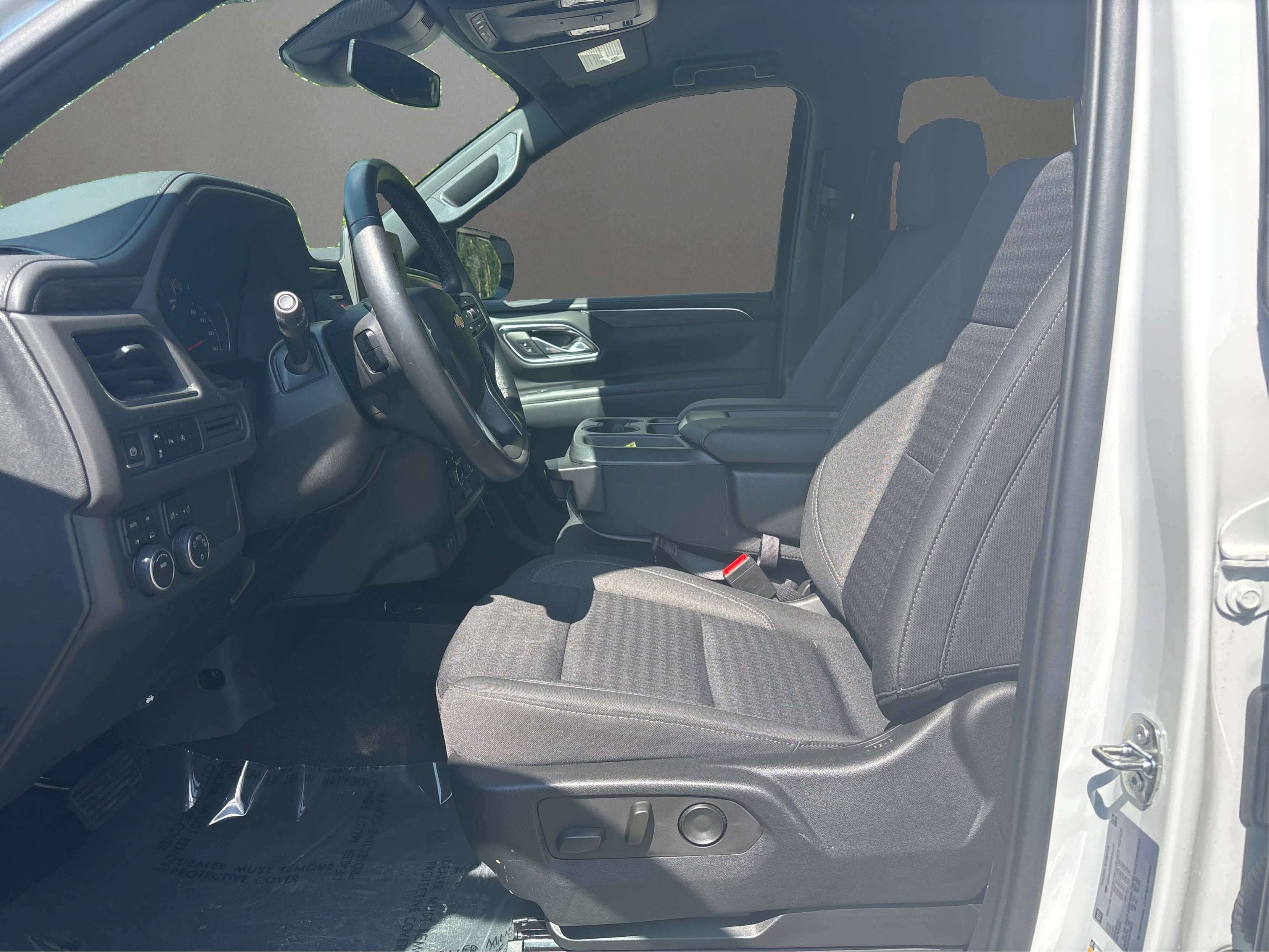 Used 2023 Chevrolet Suburban LS image 11