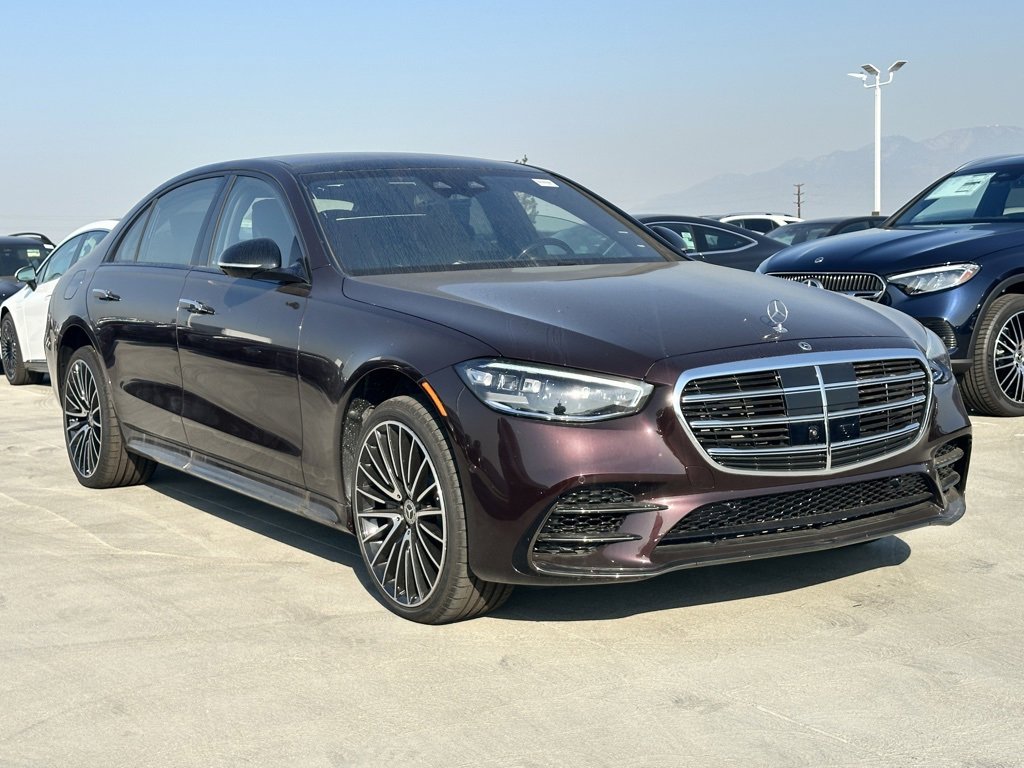 Used 2024 Mercedes-Benz S 580 4MATIC Sedan image 2