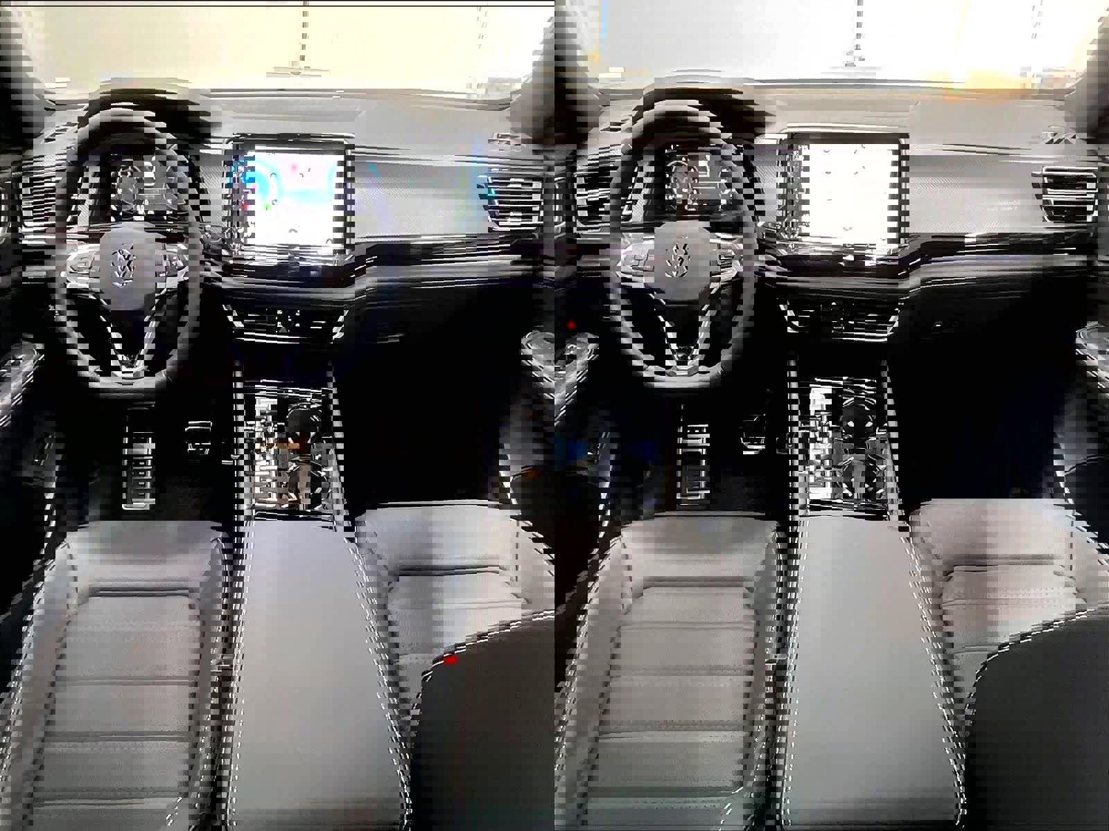 New 2026 Volkswagen Atlas Cross Sport SEL R-Line AWD/4WD image 7