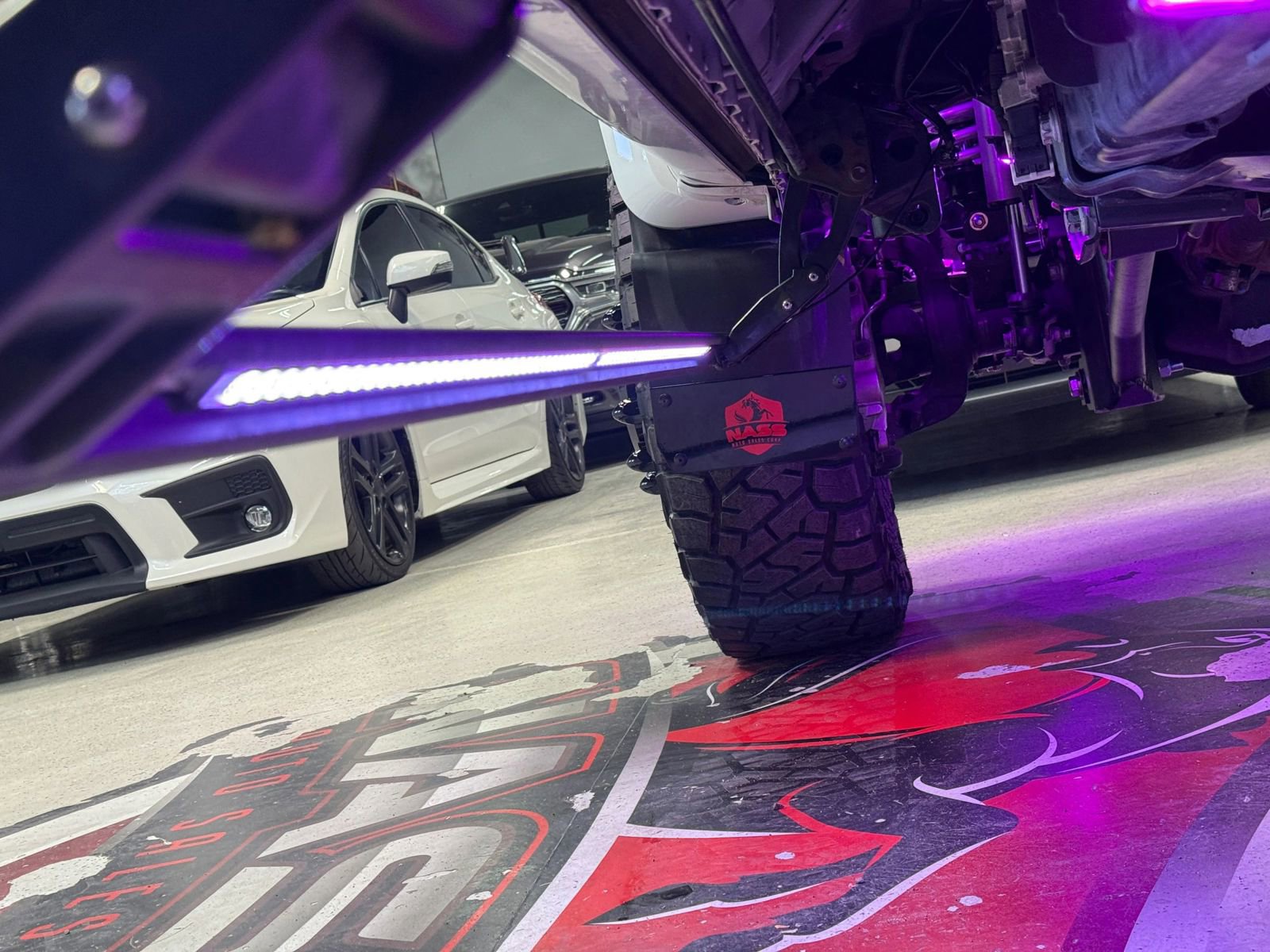 Used 2024 Ford F450 Limited w/ FX4 Off-Road Package image 66