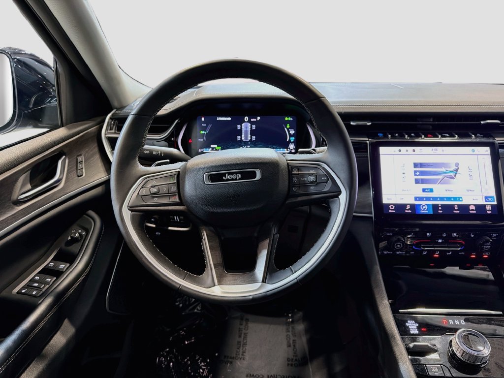 Used 2023 Jeep Grand Cherokee 4WD 4xe w/ Luxury Tech Group II image 22