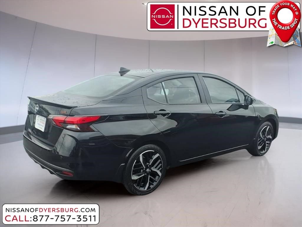 New 2025 Nissan Versa SR w/ Trunk Package FWD image 3