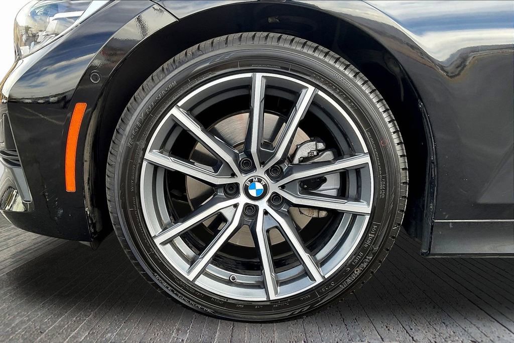 Used 2019 BMW 330i xDrive Sedan w/ Convenience Package image 33