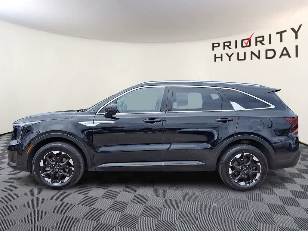 Used 2024 Kia Sorento S AWD/4WD image 7