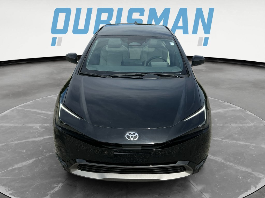 Used 2025 Toyota Prius XLE FWD image 9