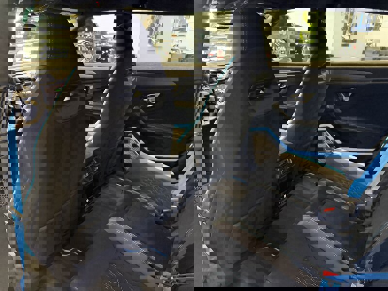 Used 2024 Lamborghini Urus Performante AWD/4WD image 15