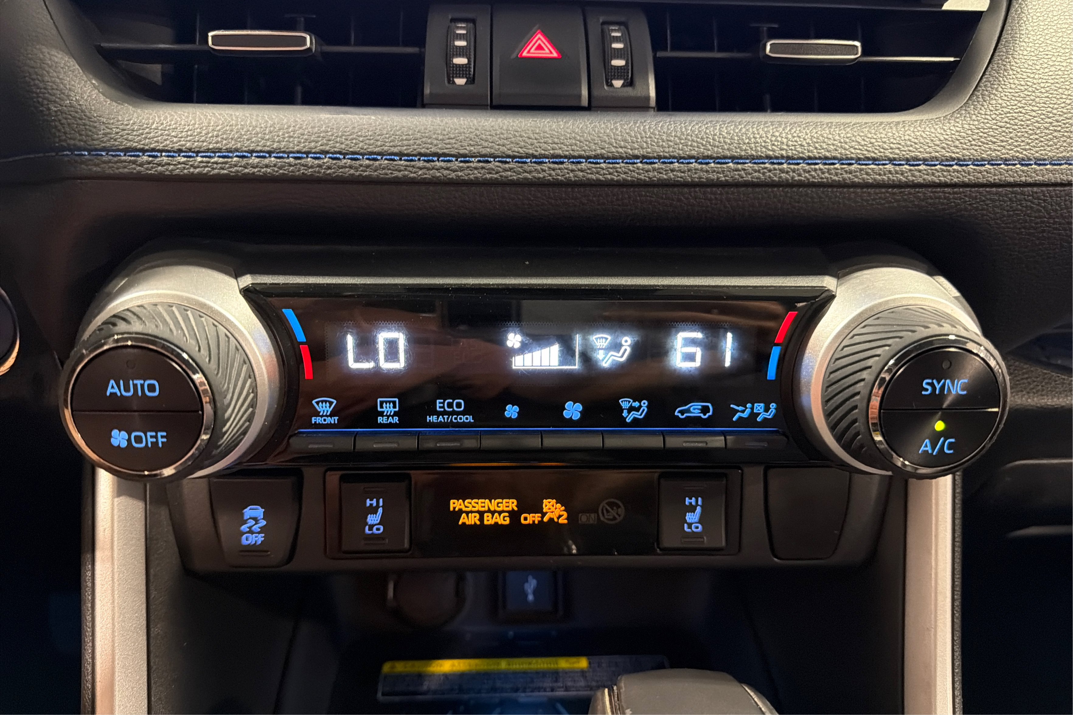 Used 2021 Toyota RAV4 XSE AWD/4WD image 31