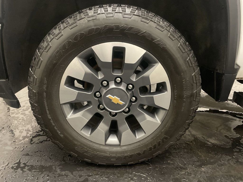 Used 2024 Chevrolet Silverado 2500 Custom w/ Custom Convenience Package image 26