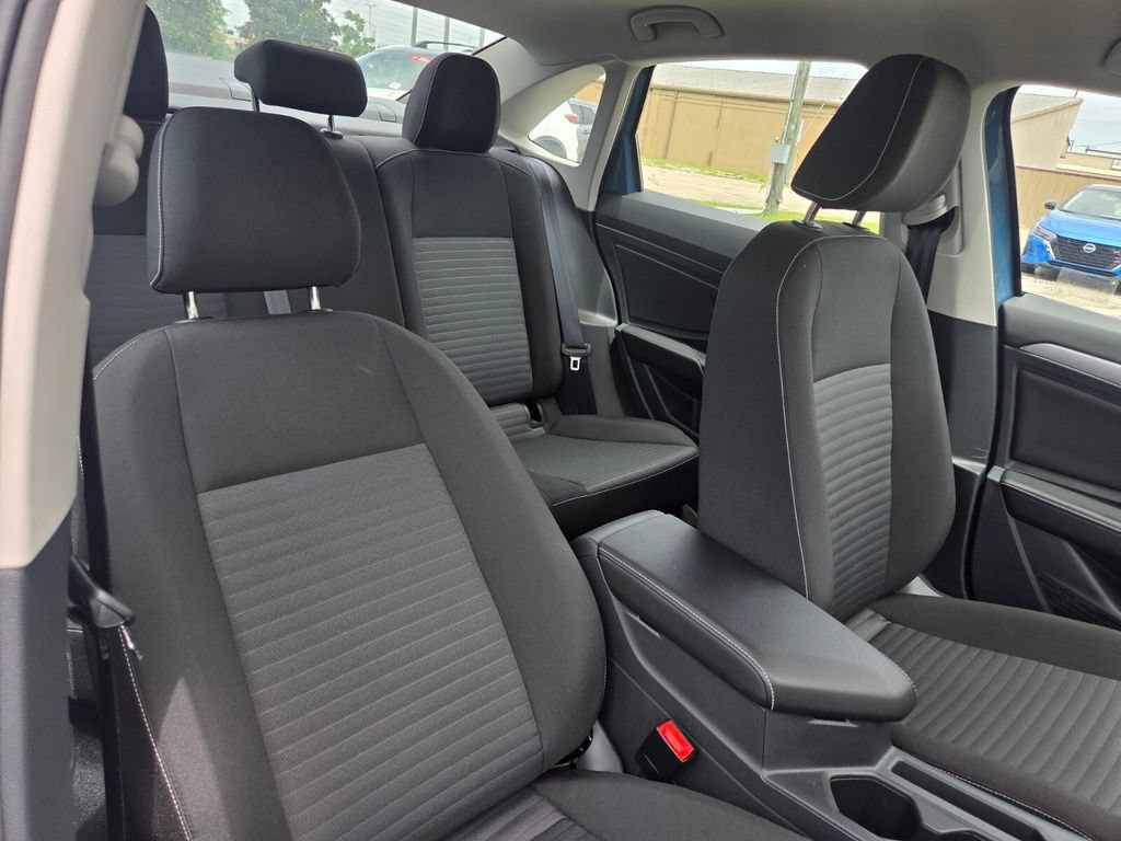 Used 2026 Volkswagen Jetta S FWD image 27