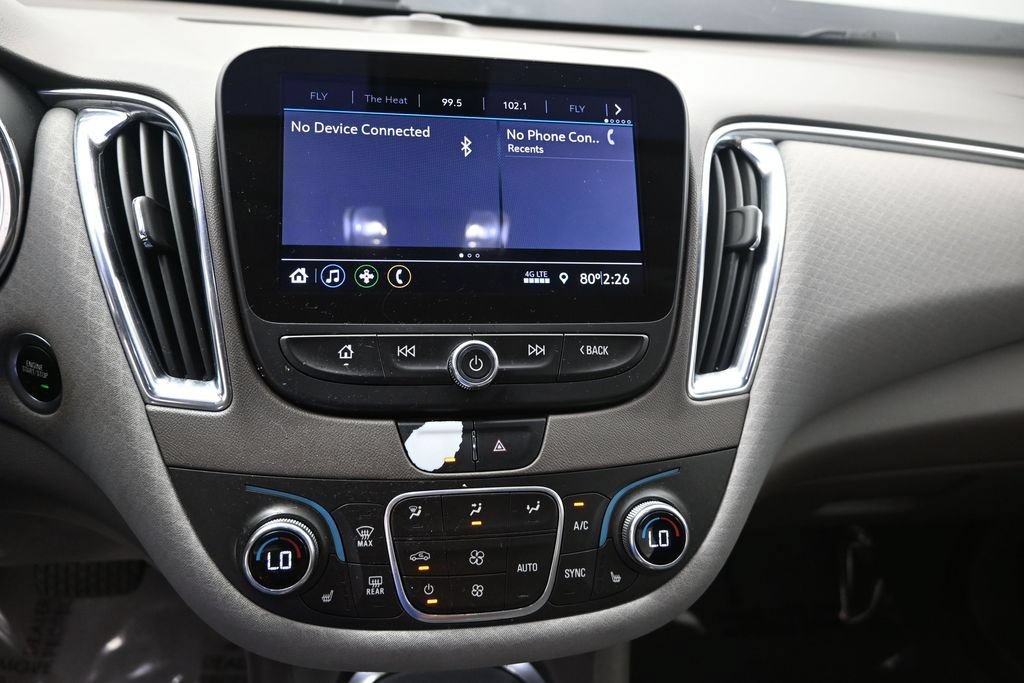 Used 2020 Chevrolet Malibu LT FWD image 14