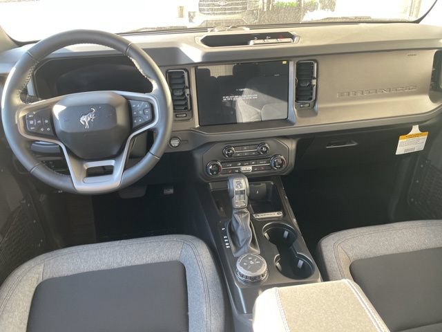 New 2025 Ford Bronco Big Bend AWD/4WD image 3