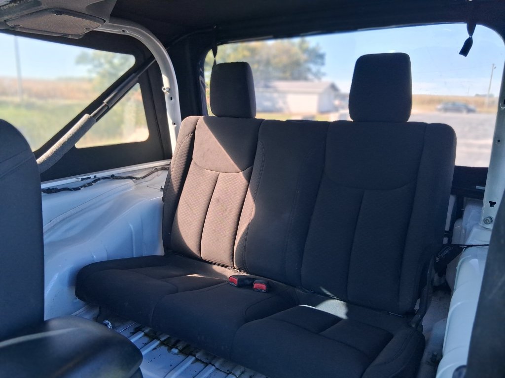 Used 2016 Jeep Wrangler Sport AWD/4WD image 15