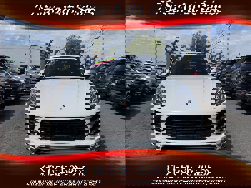 Used 2017 Porsche Macan Turbo image 2