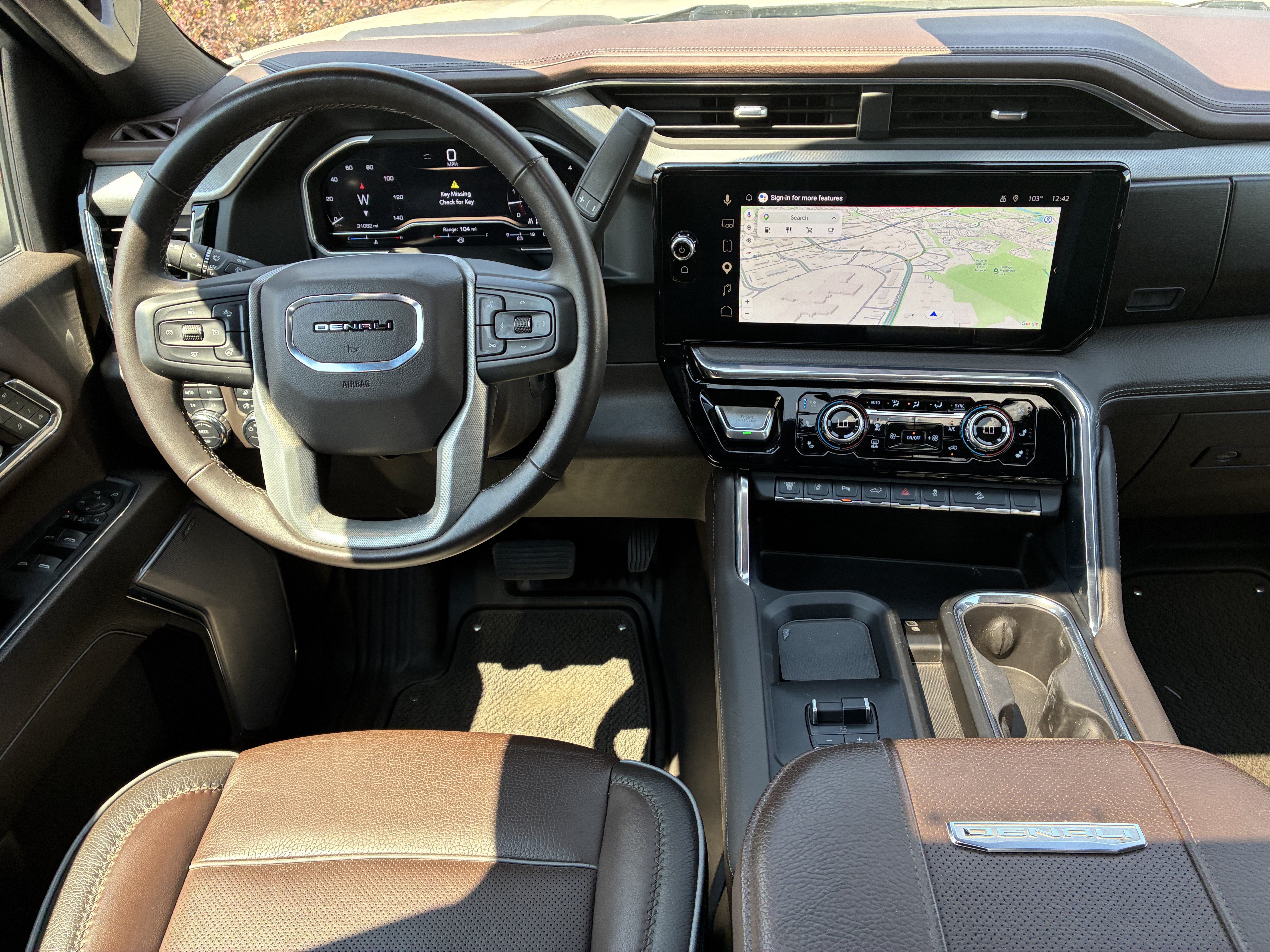Used 2024 GMC Sierra 2500 Denali w/ Denali Reserve Package AWD/4WD image 21
