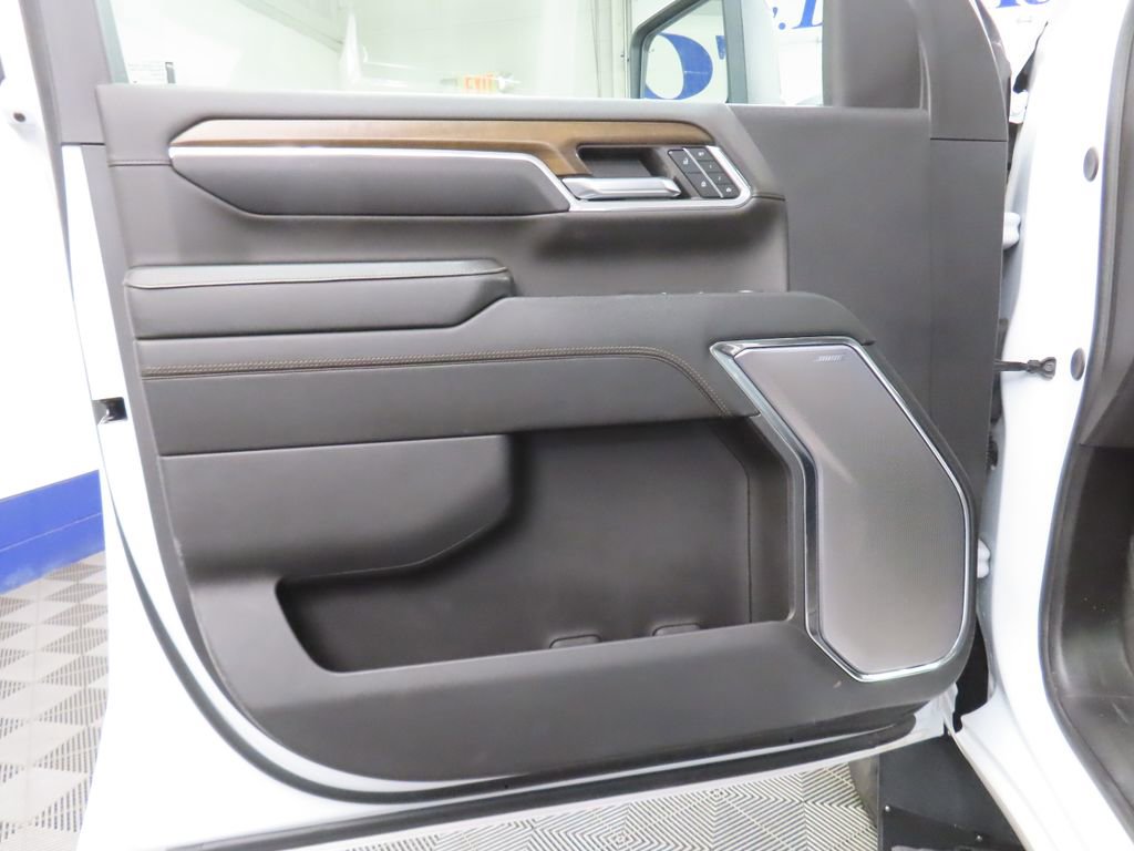 Used 2024 Chevrolet Silverado 3500 High Country w/ High Country Premium Package AWD/4WD image 59