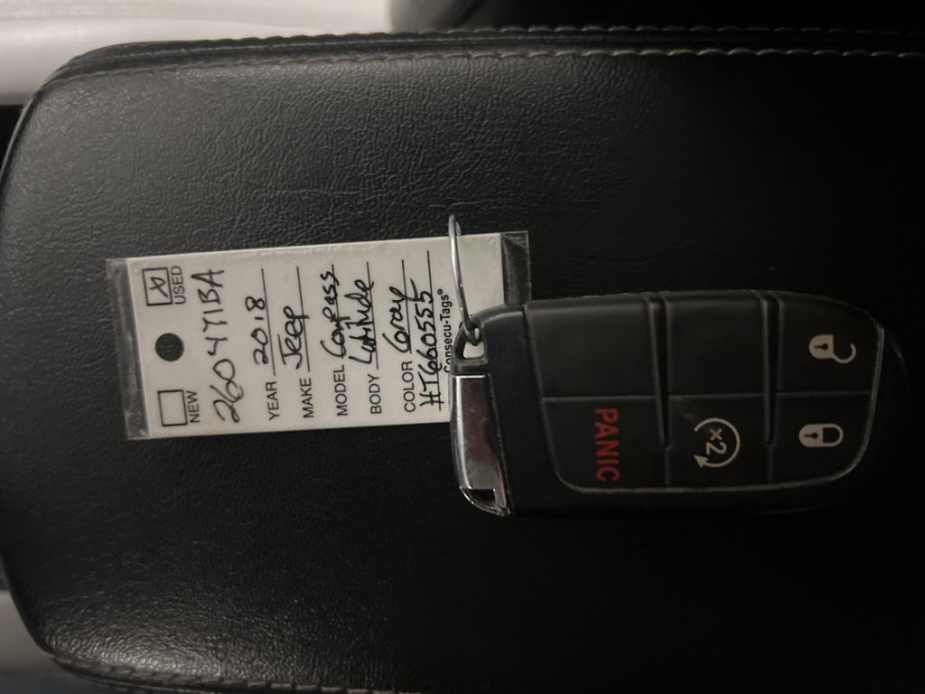 Used 2017 Jeep Compass Latitude image 19