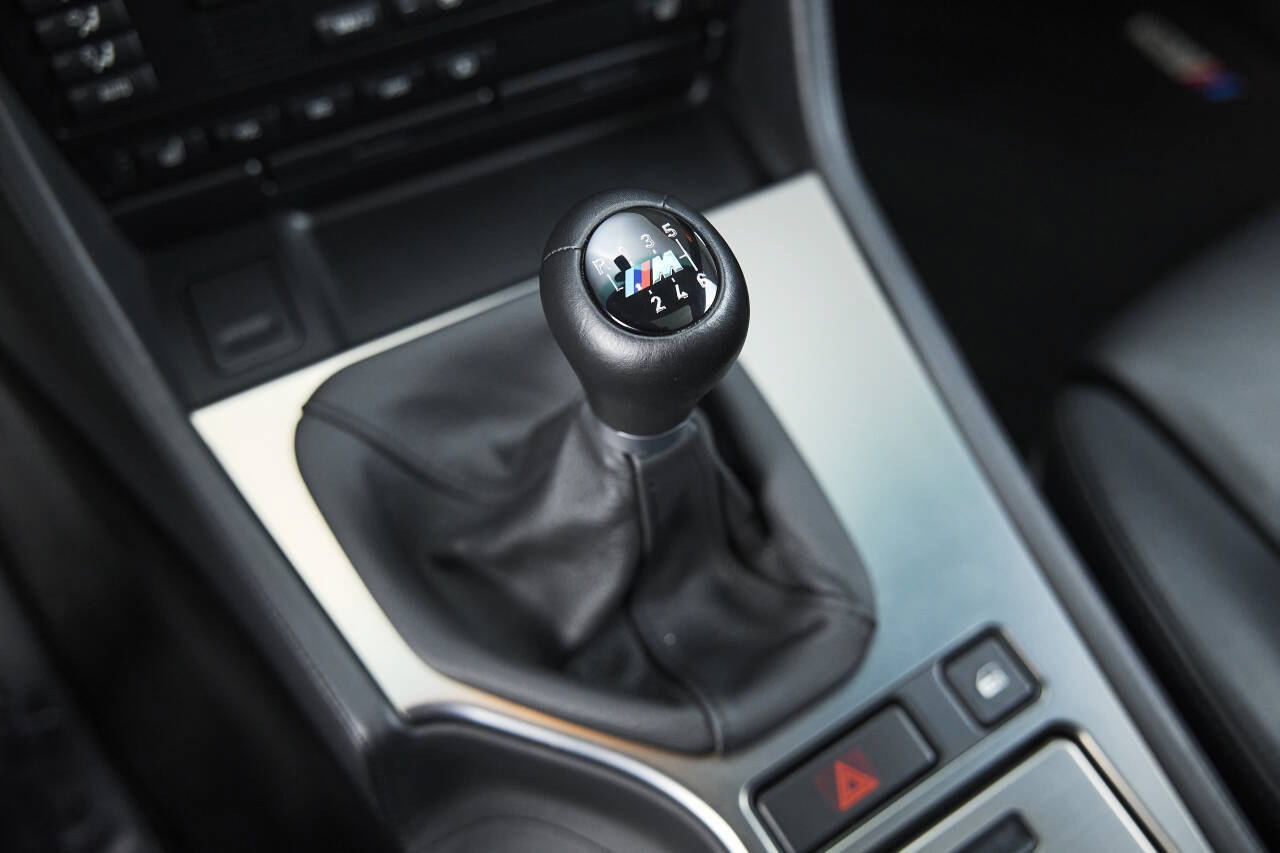 Used 2003 BMW M5 RWD image 61