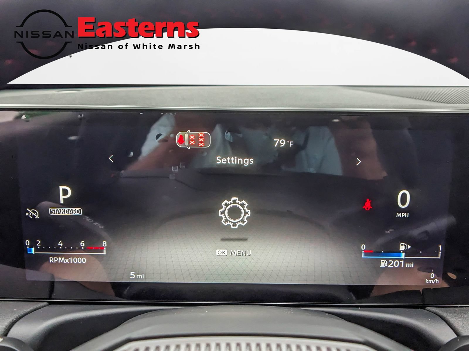 New 2027 Nissan Sentra SR w/ SR Premium Package FWD image 17
