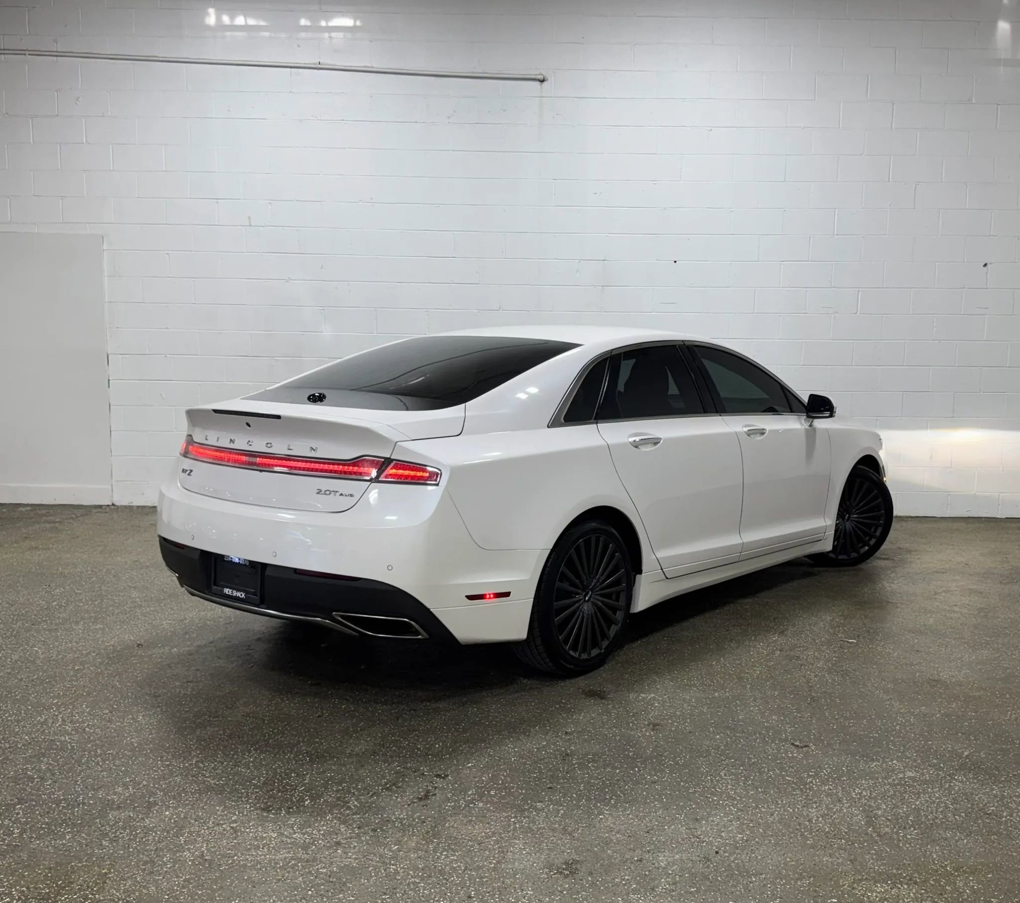 Used 2017 Lincoln MKZ Reserve AWD/4WD image 3