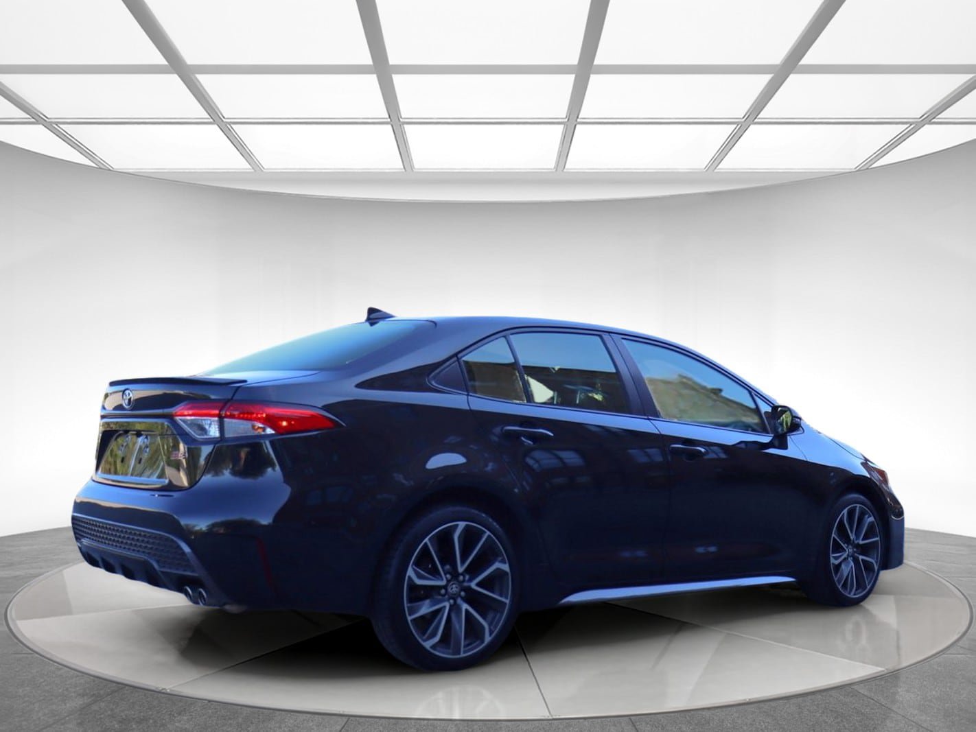 Used 2020 Toyota Corolla SE w/ SE Premium Package FWD image 6