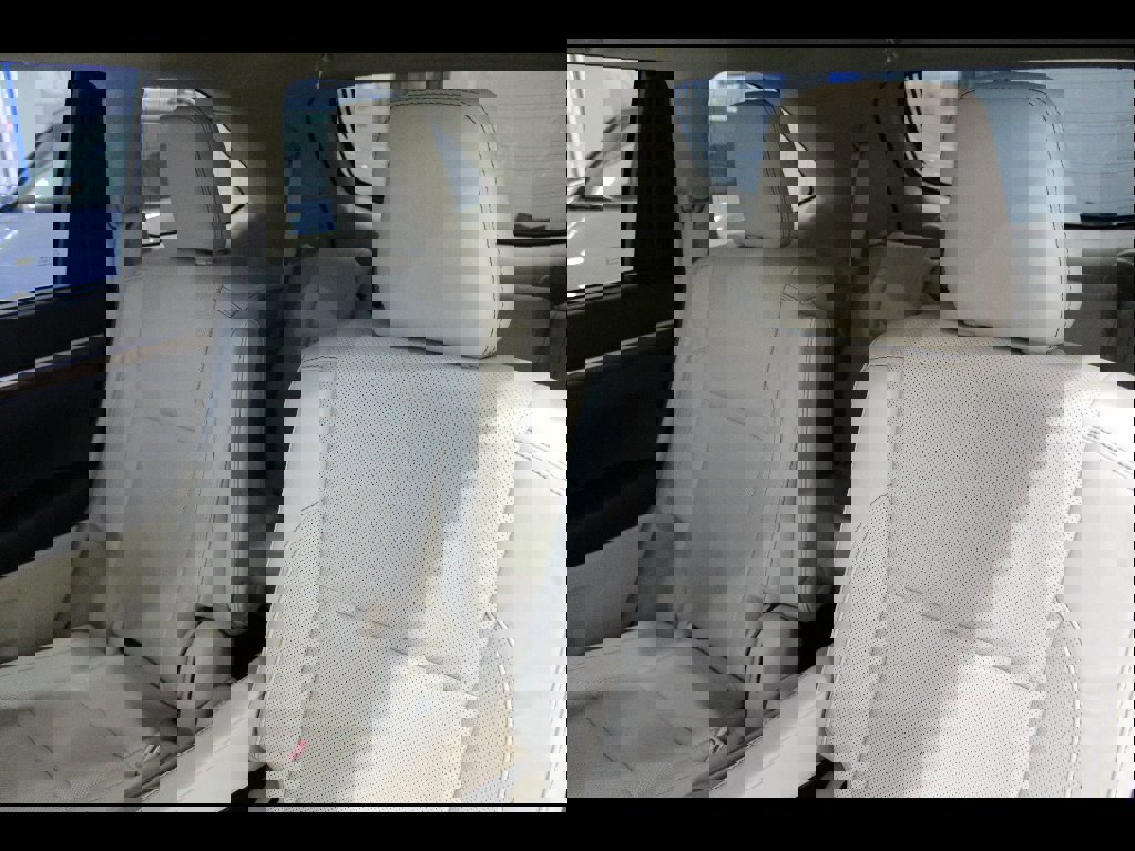 Used 2019 Toyota Highlander Limited image 17