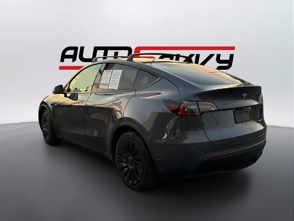 Used 2023 Tesla Model Y Long Range AWD/4WD image 7