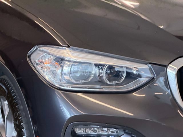 Used 2021 BMW X4 xDrive30i w/ Premium Package AWD/4WD image 9