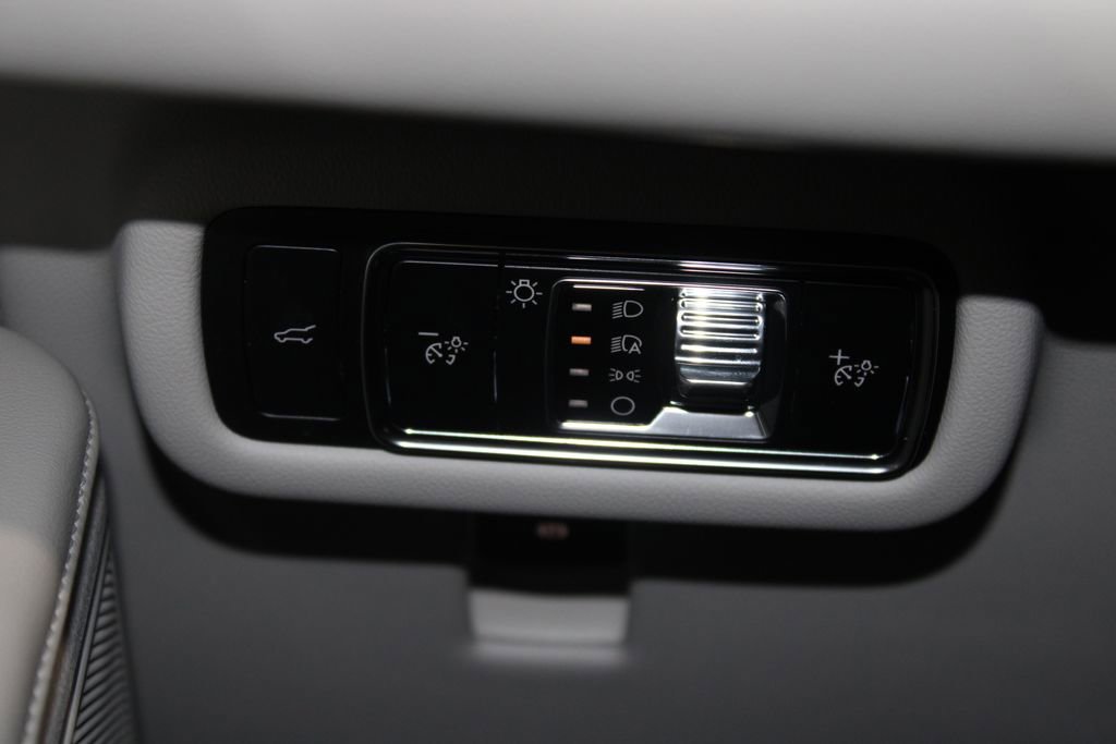 New 2026 Lincoln Nautilus Premier image 38