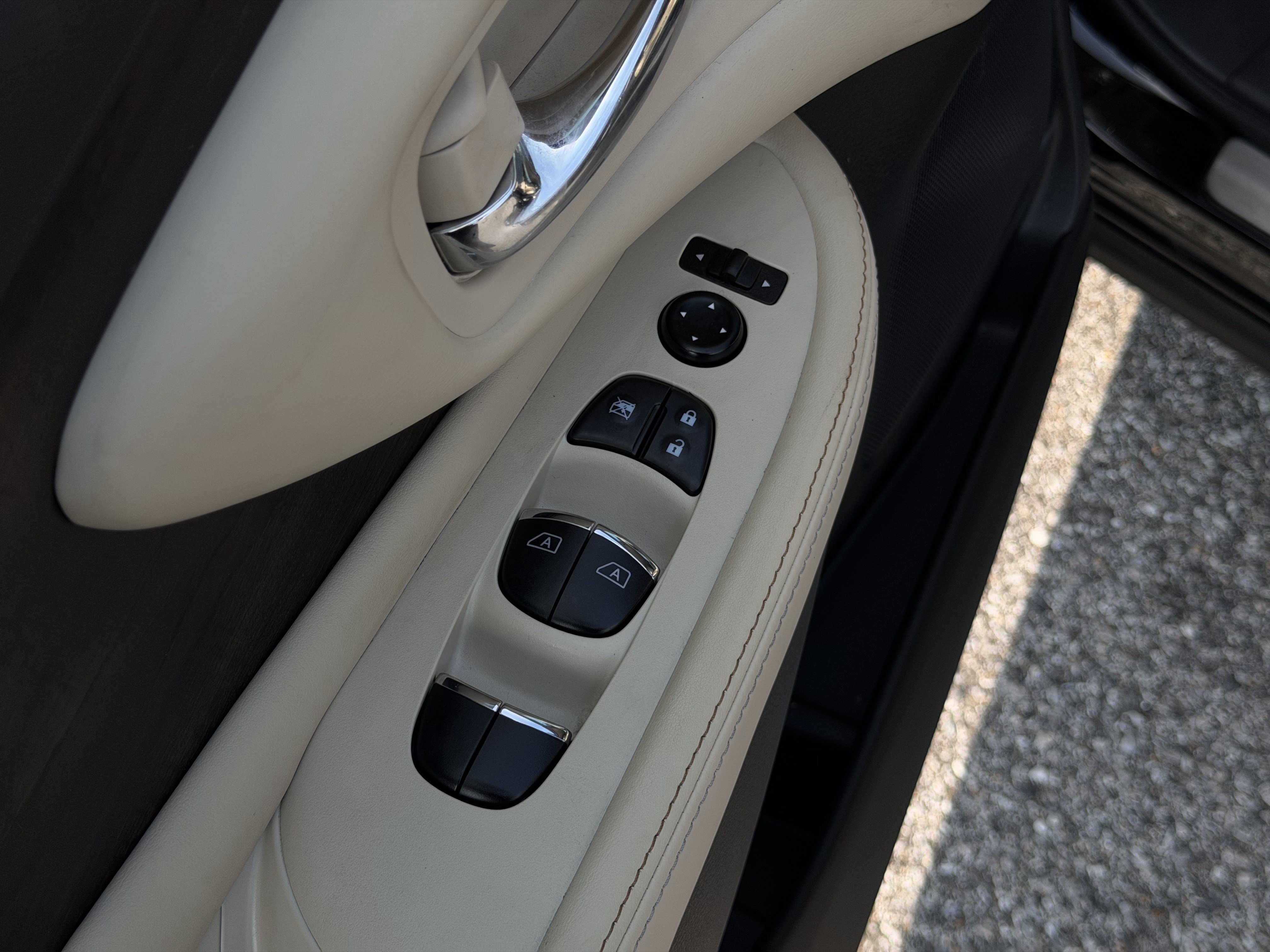 Used 2022 Nissan Murano Platinum w/ Cargo Package FWD image 15
