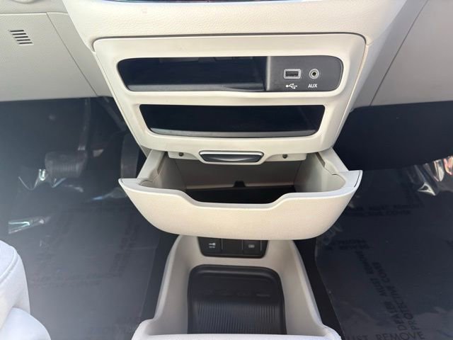 Used 2018 Chrysler Pacifica Touring Plus image 23