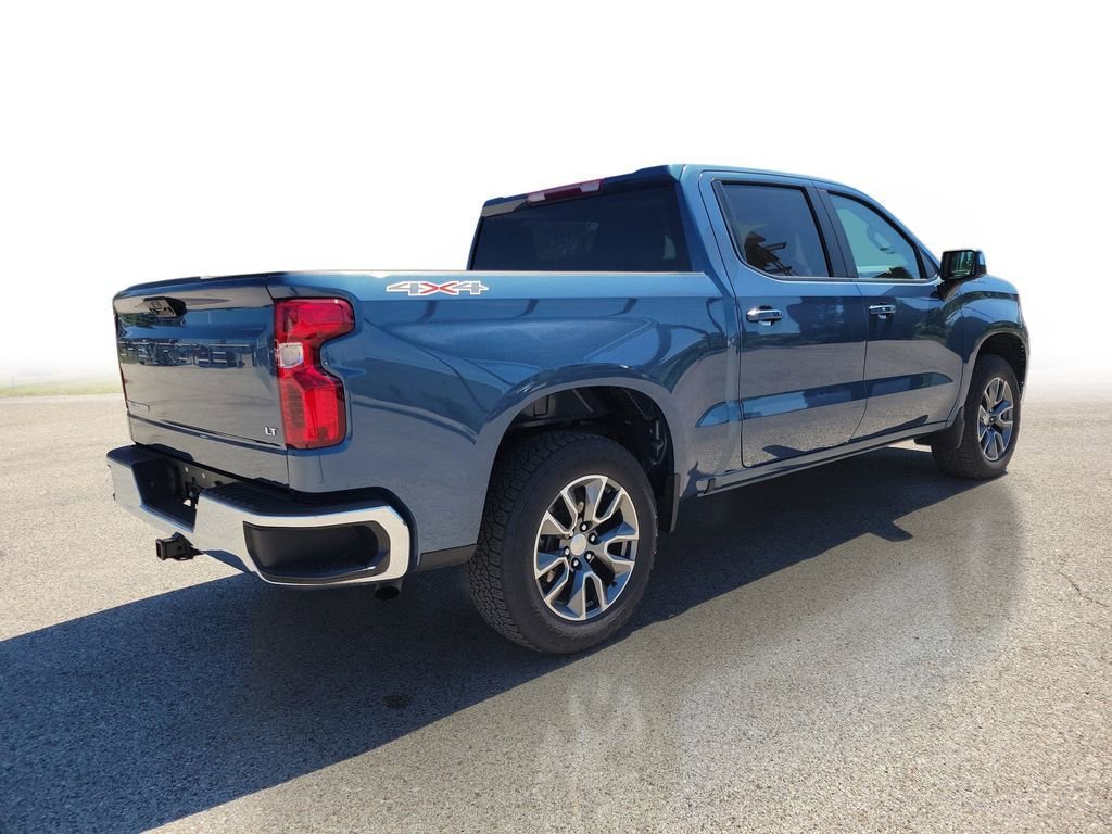 Used 2024 Chevrolet Silverado 1500 LT AWD/4WD image 4